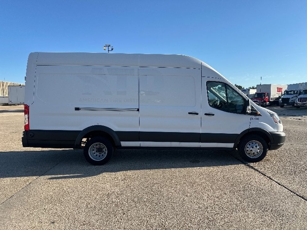 Cargo Van (Panel Van)-Light and Medium Duty Trucks-Ford-2019-Transit 350-Hammond-LA-204,380\n\t\tmiles-$ 23,000 - Image 15