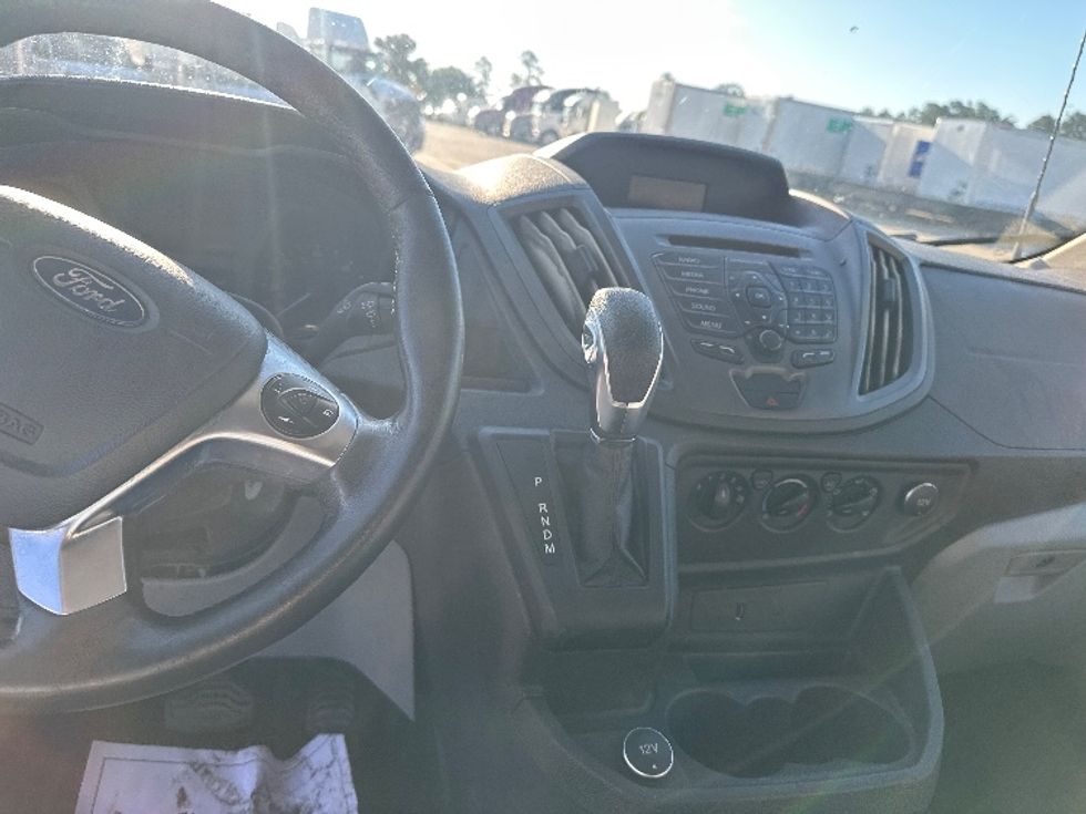 Cargo Van (Panel Van)-Light and Medium Duty Trucks-Ford-2019-Transit 350-Hammond-LA-204,380\n\t\tmiles-$ 23,000 - Image 18