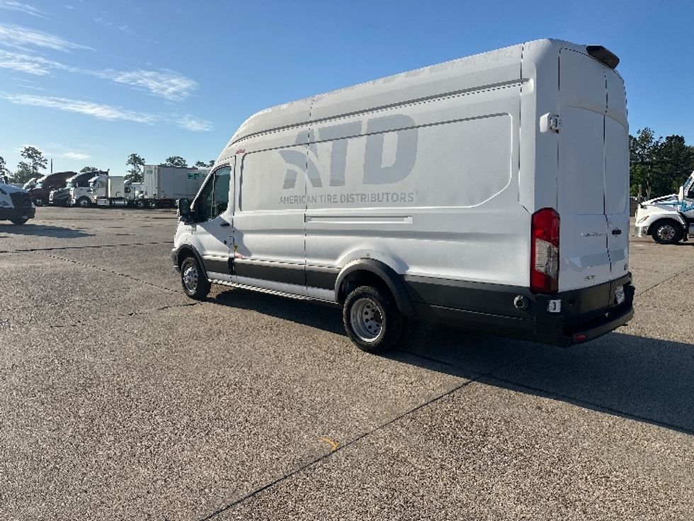 Cargo Van (Panel Van)-Light and Medium Duty Trucks-Ford-2019-Transit 350-Hammond-LA-204,380\n\t\tmiles-$ 23,000 - Image 6