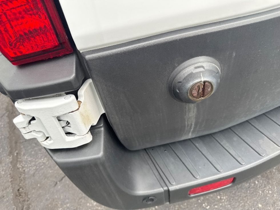 Cargo Van (Panel Van)-Light and Medium Duty Trucks-Ford-2019-Transit 350-Mississauga-ON-86,516\n\t\tkm-$ 46,000 - Image 26