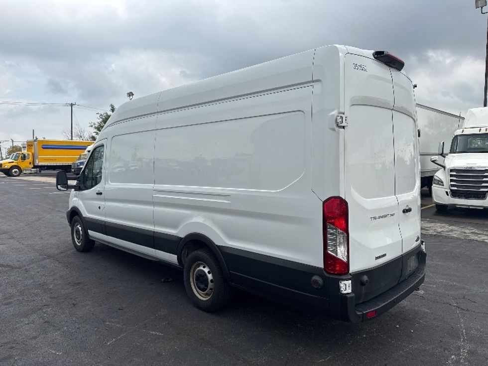 Cargo Van (Panel Van)-Light and Medium Duty Trucks-Ford-2019-Transit 350-Mississauga-ON-86,516\n\t\tkm-$ 46,000 - Image 5