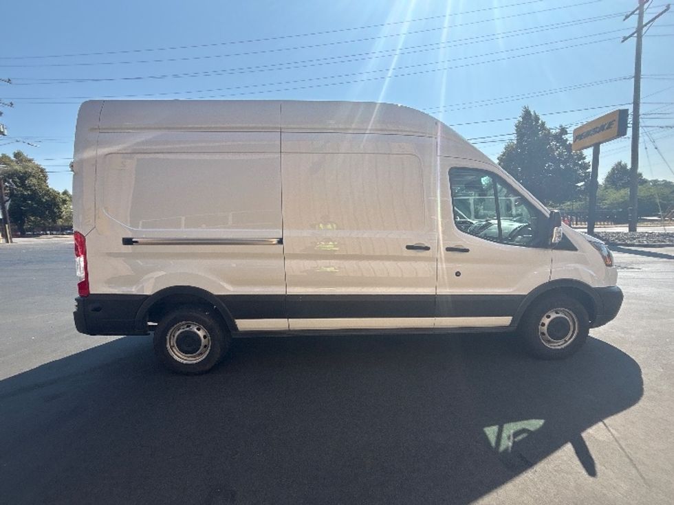 Cargo Van (Panel Van)-Light and Medium Duty Trucks-Ford-2019-Transit 350-Portland-OR-126,839\n\t\tmiles-$ 29,500 - Image 11