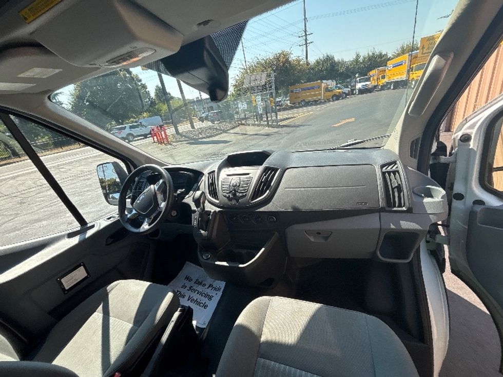 Cargo Van (Panel Van)-Light and Medium Duty Trucks-Ford-2019-Transit 350-Portland-OR-126,839\n\t\tmiles-$ 29,500 - Image 17