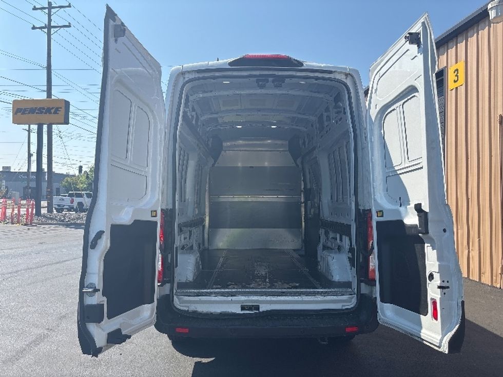 Cargo Van (Panel Van)-Light and Medium Duty Trucks-Ford-2019-Transit 350-Portland-OR-126,839\n\t\tmiles-$ 29,500 - Image 7