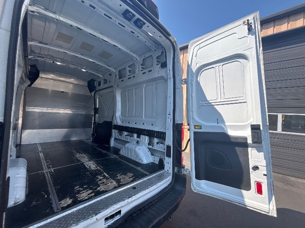 Cargo Van (Panel Van)-Light and Medium Duty Trucks-Ford-2019-Transit 350-Portland-OR-126,839\n\t\tmiles-$ 29,500 - Image 9