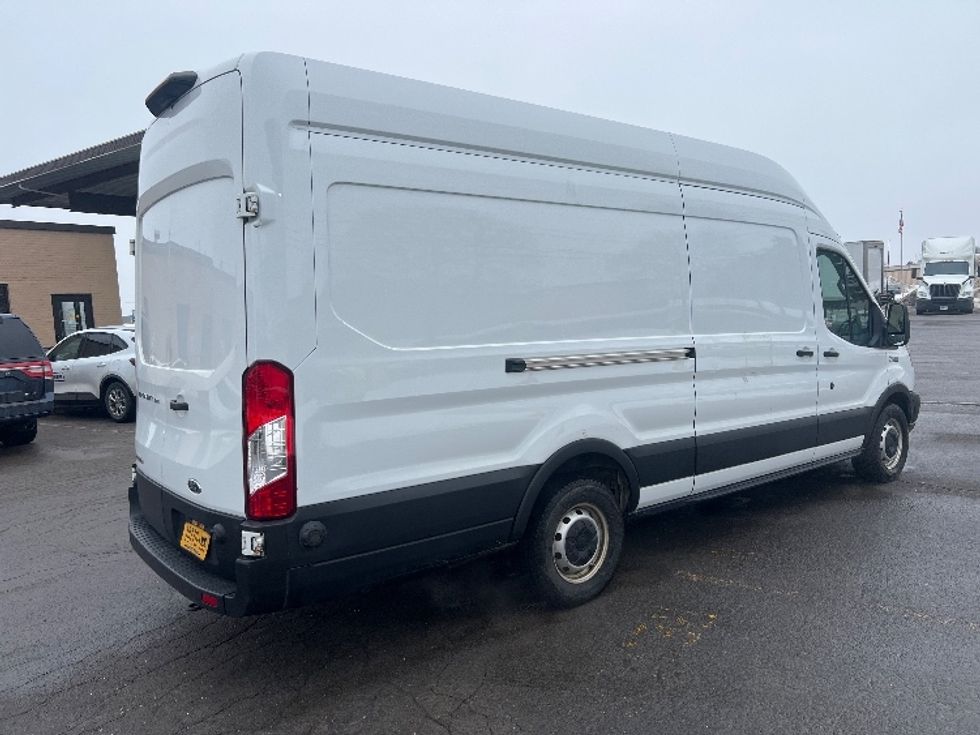 Cargo Van (Panel Van)-Light and Medium Duty Trucks-Ford-2019-Transit 350-Rochester-NY-211,870\n\t\tmiles-$ 19,750 - Image 13