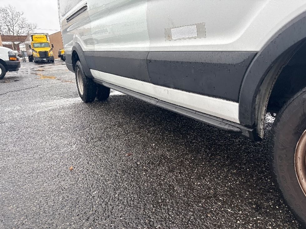 Cargo Van (Panel Van)-Light and Medium Duty Trucks-Ford-2019-Transit 350-West Babylon-NY-144,702\n\t\tmiles-$ 28,750 - Image 14