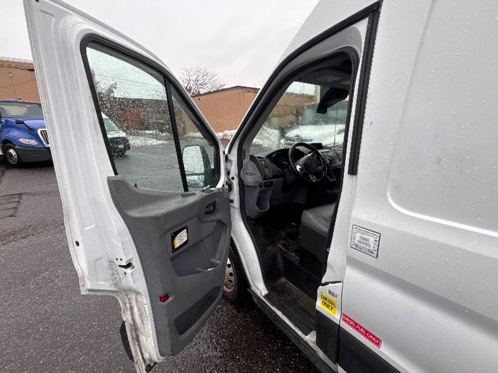 Cargo Van (Panel Van)-Light and Medium Duty Trucks-Ford-2019-Transit 350-West Babylon-NY-144,702\n\t\tmiles-$ 28,750 - Image 16