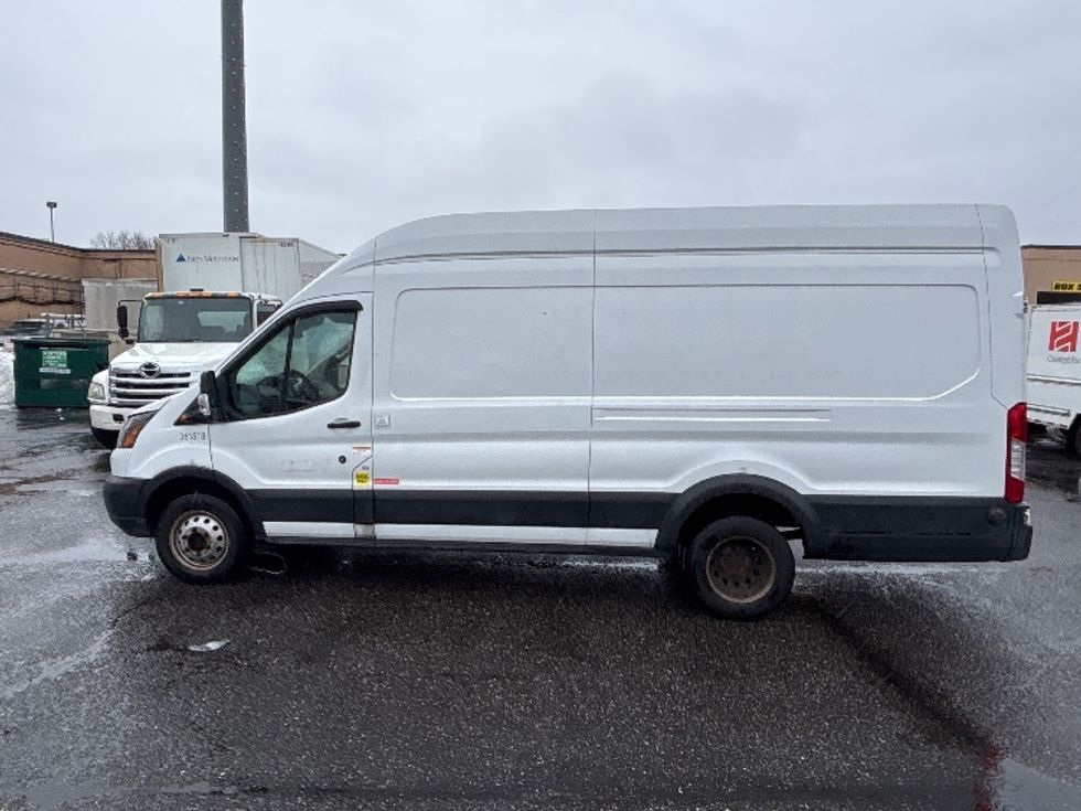 Cargo Van (Panel Van)-Light and Medium Duty Trucks-Ford-2019-Transit 350-West Babylon-NY-144,702\n\t\tmiles-$ 28,750 - Image 4