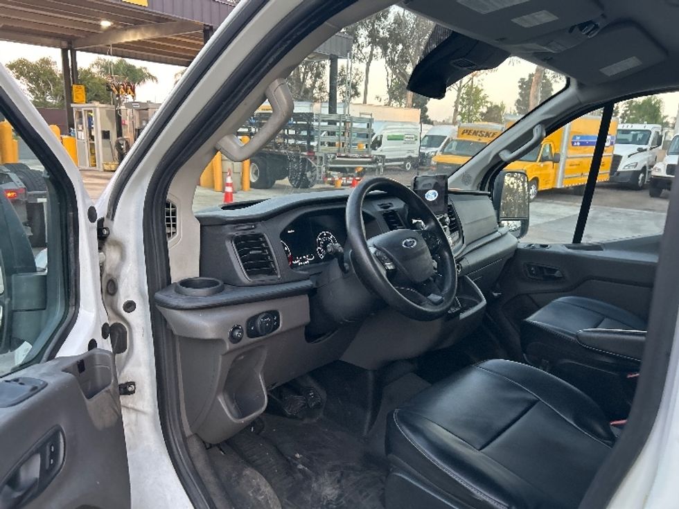 Cargo Van (Panel Van)-Light and Medium Duty Trucks-Ford-2020-Transit 150-Fontana-CA-139,461\n\t\tmiles-$ 23,500 - Image 16