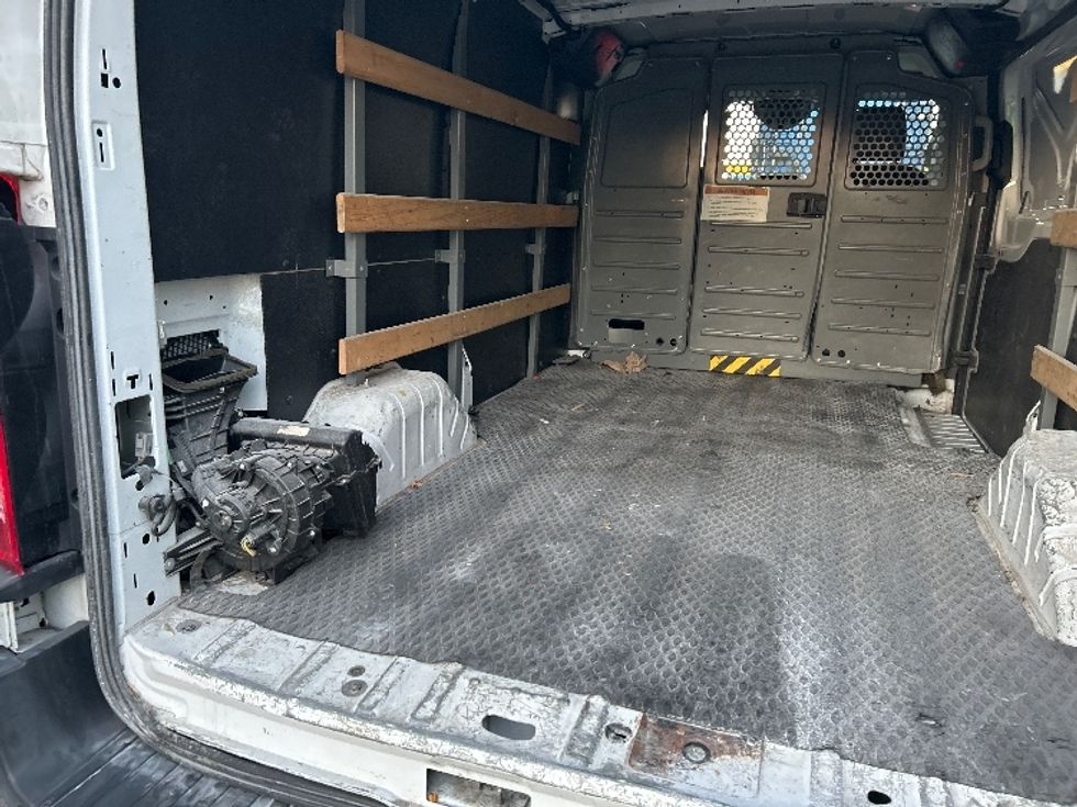 Cargo Van (Panel Van)-Light and Medium Duty Trucks-Ford-2020-Transit 150-Fontana-CA-139,461\n\t\tmiles-$ 23,500 - Image 9