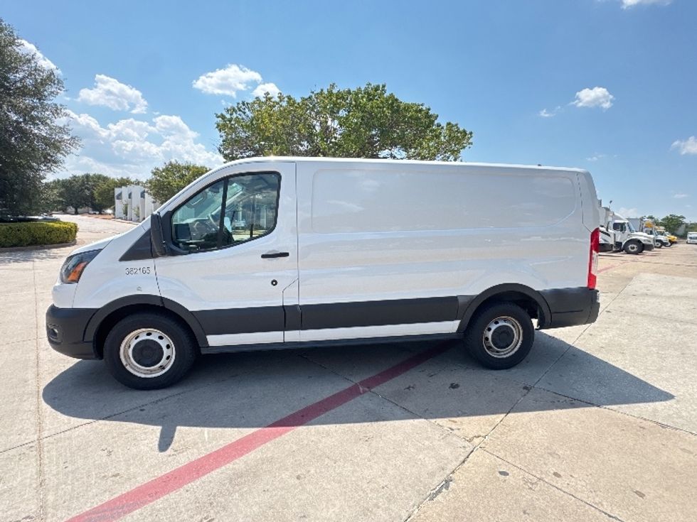 Cargo Van (Panel Van)-Light and Medium Duty Trucks-Ford-2020-Transit 150-Garland-TX-110,875\n\t\tmiles-$ 23,250 - Image 4