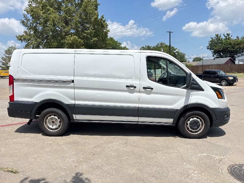 Cargo Van (Panel Van)-Light and Medium Duty Trucks-Ford-2020-Transit 150-Garland-TX-91,749\n\t\tmiles-$ 26,000 - Image 11