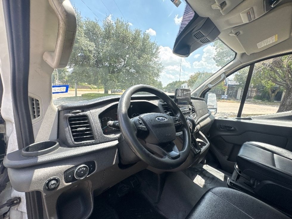 Cargo Van (Panel Van)-Light and Medium Duty Trucks-Ford-2020-Transit 150-Garland-TX-91,749\n\t\tmiles-$ 26,000 - Image 13