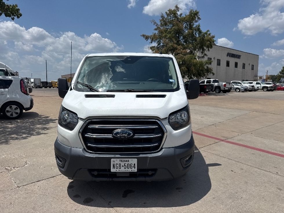 Cargo Van (Panel Van)-Light and Medium Duty Trucks-Ford-2020-Transit 150-Garland-TX-91,749\n\t\tmiles-$ 26,000 - Image 2