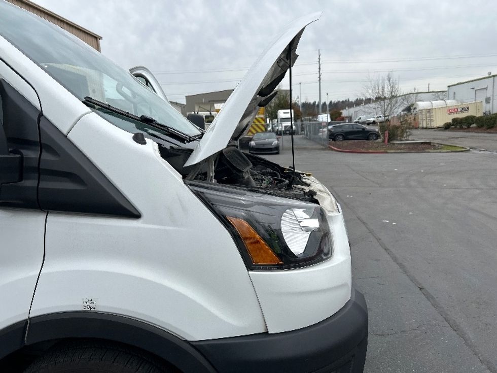 Cargo Van (Panel Van)-Light and Medium Duty Trucks-Ford-2020-Transit 150-Kent-WA-130,772\n\t\tmiles-$ 23,500 - Image 22