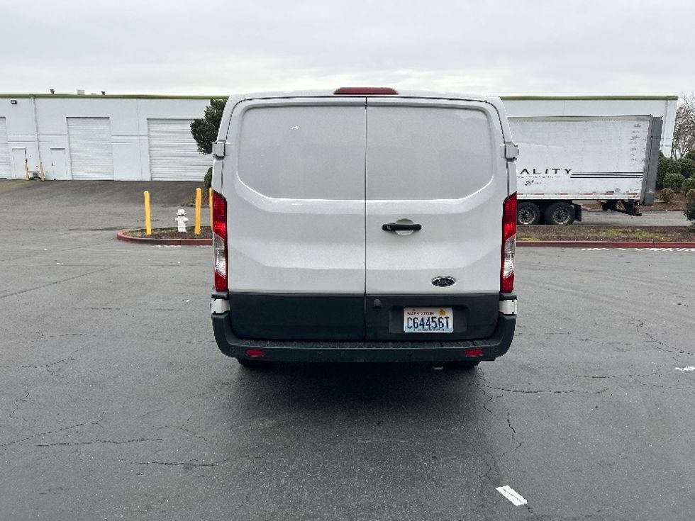 Cargo Van (Panel Van)-Light and Medium Duty Trucks-Ford-2020-Transit 150-Kent-WA-130,772\n\t\tmiles-$ 23,500 - Image 7