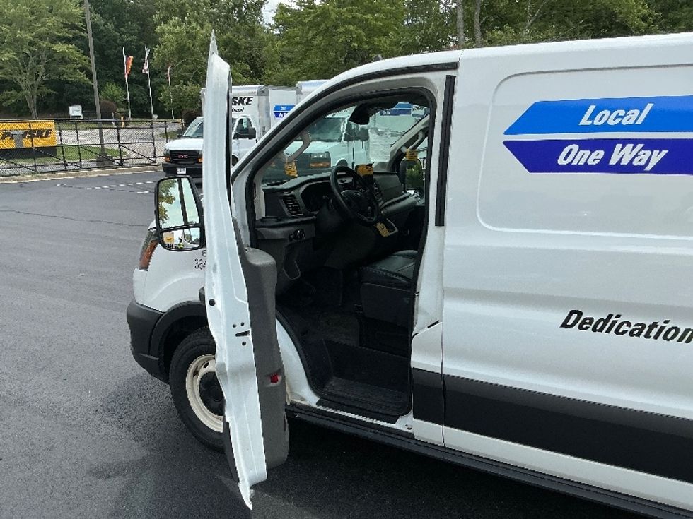 Cargo Van (Panel Van)-Light and Medium Duty Trucks-Ford-2020-Transit 150-Lithia Springs-GA-97,499\n\t\tmiles-$ 23,500 - Image 15