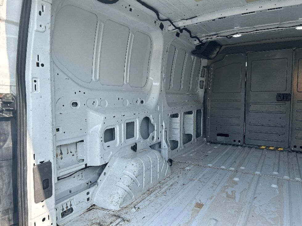 2020 Ford Transit photo 11