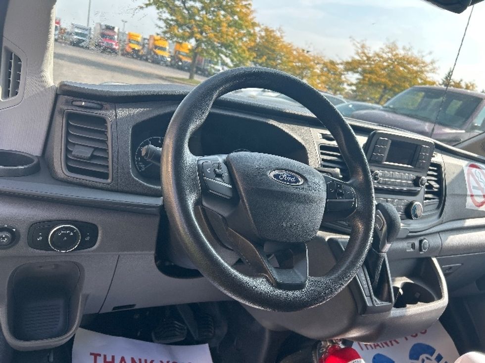 2020 Ford Transit photo 17