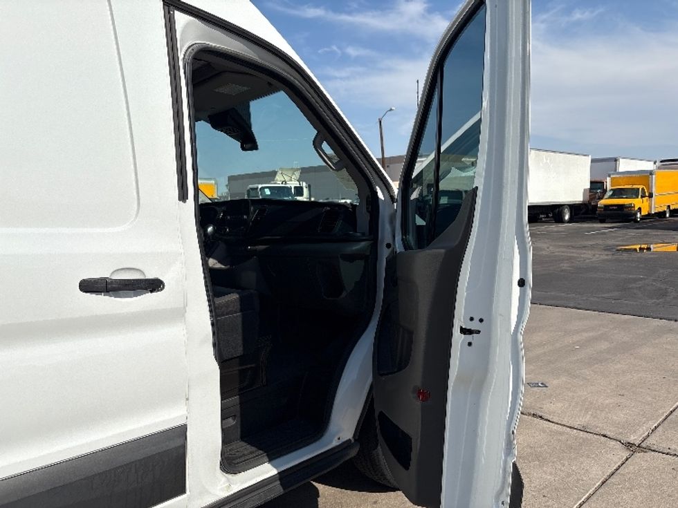 Cargo Van (Panel Van)-Light and Medium Duty Trucks-Ford-2020-Transit 150-Phoenix-AZ-50,844\n\t\tmiles-$ 29,500 - Image 19