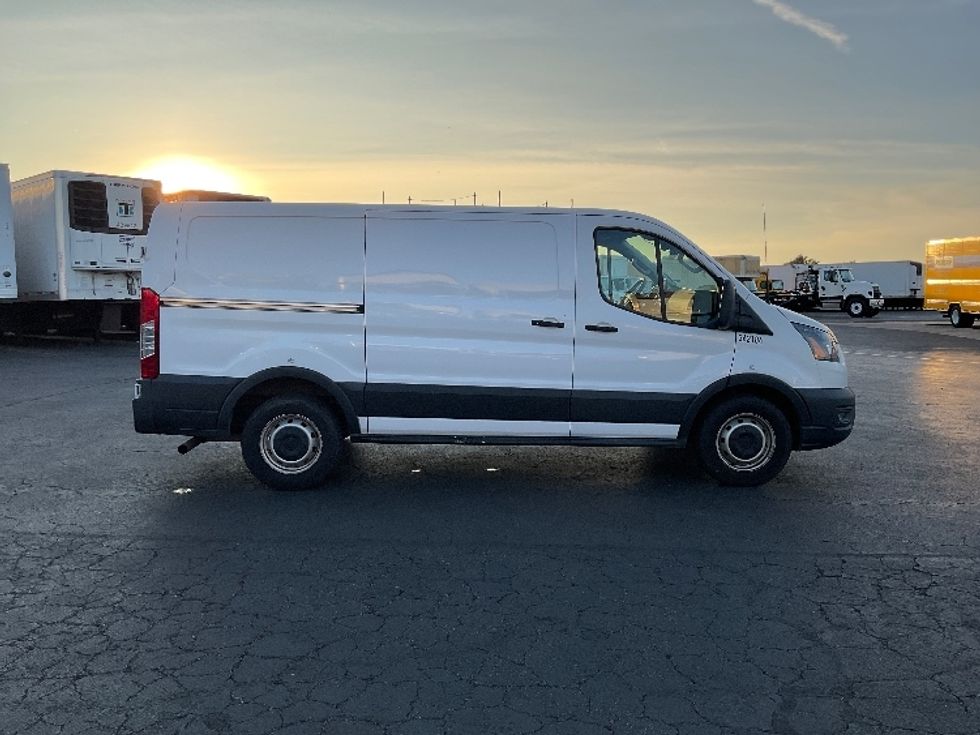 Cargo Van (Panel Van)-Light and Medium Duty Trucks-Ford-2020-Transit 150-Torrance-CA-138,730\n\t\tmiles-$ 20,250 - Image 15