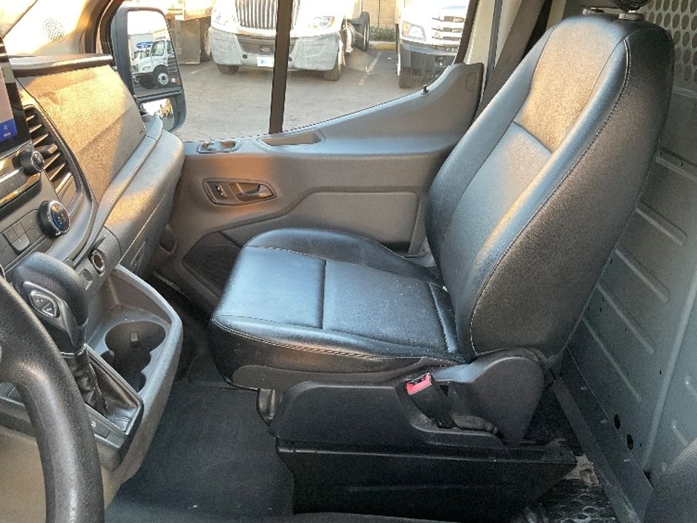 Cargo Van (Panel Van)-Light and Medium Duty Trucks-Ford-2020-Transit 150-Torrance-CA-138,730\n\t\tmiles-$ 20,250 - Image 19