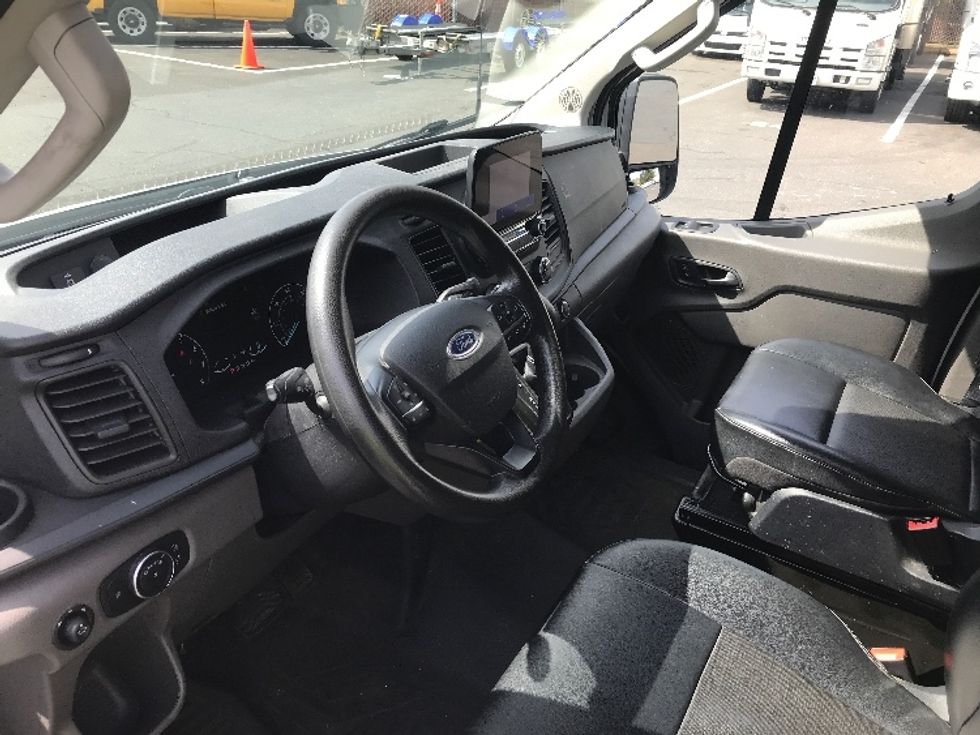 Cargo Van (Panel Van)-Light and Medium Duty Trucks-Ford-2020-Transit 150-Tukwila-WA-44,930\n\t\tmiles-$ 34,250 - Image 17