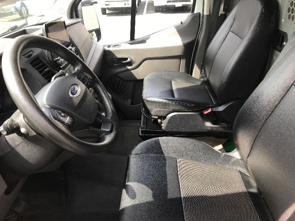 Cargo Van (Panel Van)-Light and Medium Duty Trucks-Ford-2020-Transit 150-Tukwila-WA-44,930\n\t\tmiles-$ 34,250 - Image 19