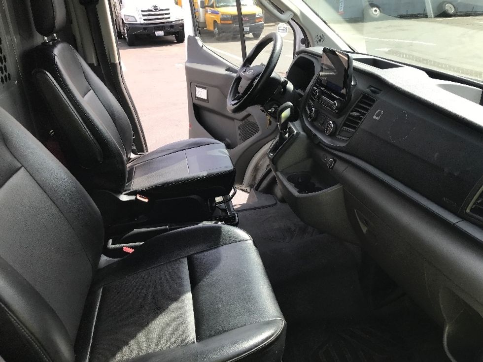Cargo Van (Panel Van)-Light and Medium Duty Trucks-Ford-2020-Transit 150-Tukwila-WA-44,930\n\t\tmiles-$ 34,250 - Image 22