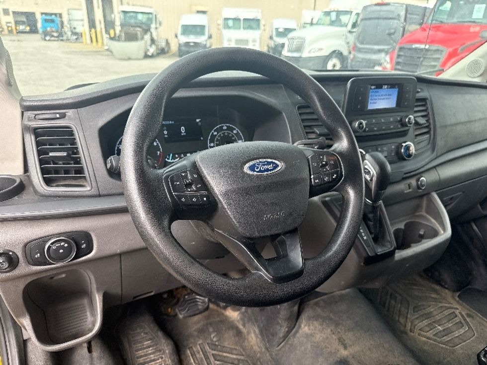Cargo Van (Panel Van)-Light and Medium Duty Trucks-Ford-2020-Transit 250-Akron-OH-76,334\n\t\tmiles-$ 29,250 - Image 14