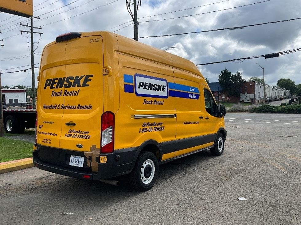 Cargo Van (Panel Van)-Light and Medium Duty Trucks-Ford-2020-Transit 250-Alexandria-VA-86,686\n\t\tmiles-$ 28,250 - Image 10