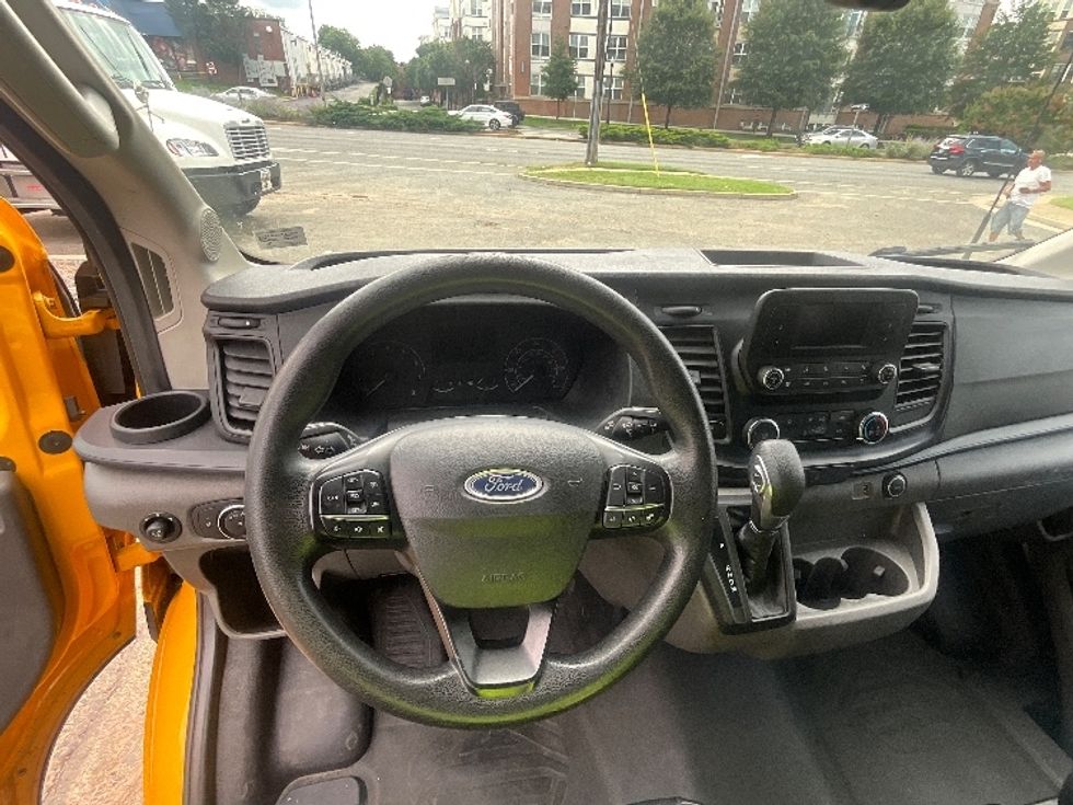 Cargo Van (Panel Van)-Light and Medium Duty Trucks-Ford-2020-Transit 250-Alexandria-VA-86,686\n\t\tmiles-$ 28,250 - Image 14