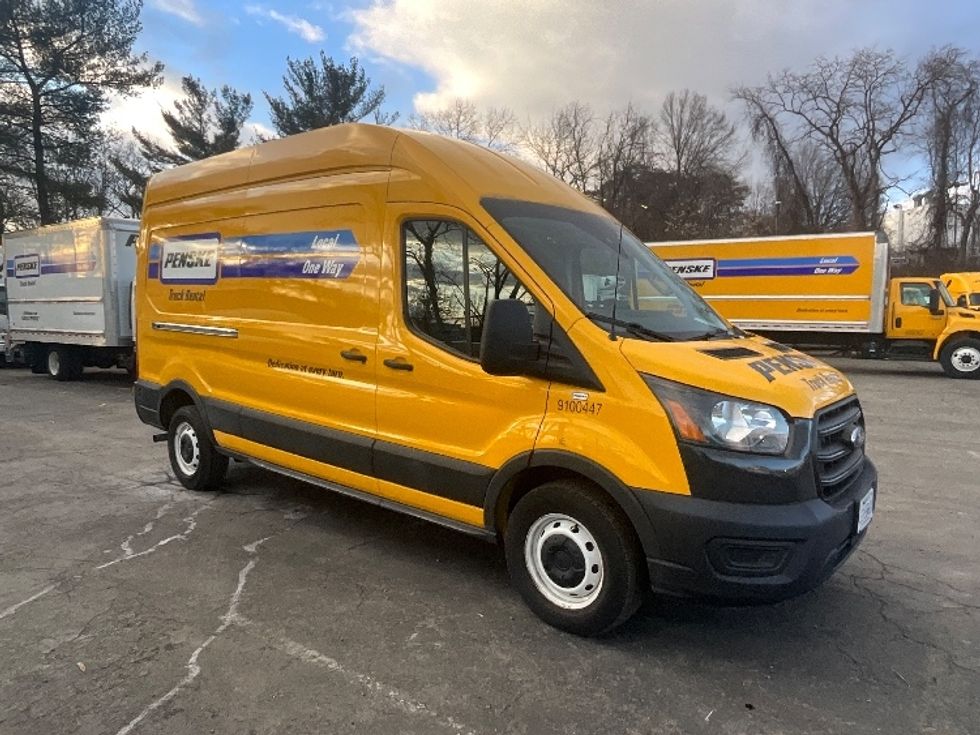 Cargo Van (Panel Van)-Light and Medium Duty Trucks-Ford-2020-Transit 250-Alexandria-VA-95,448\n\t\tmiles-$ 30,500 - Image 1