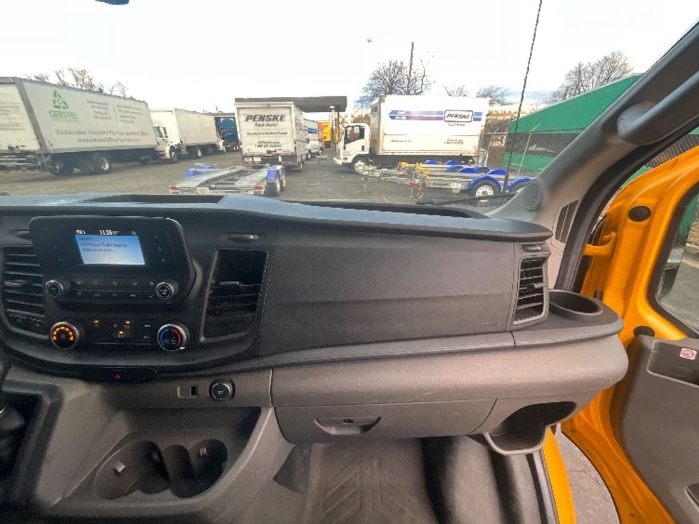 Cargo Van (Panel Van)-Light and Medium Duty Trucks-Ford-2020-Transit 250-Alexandria-VA-95,448\n\t\tmiles-$ 30,500 - Image 18