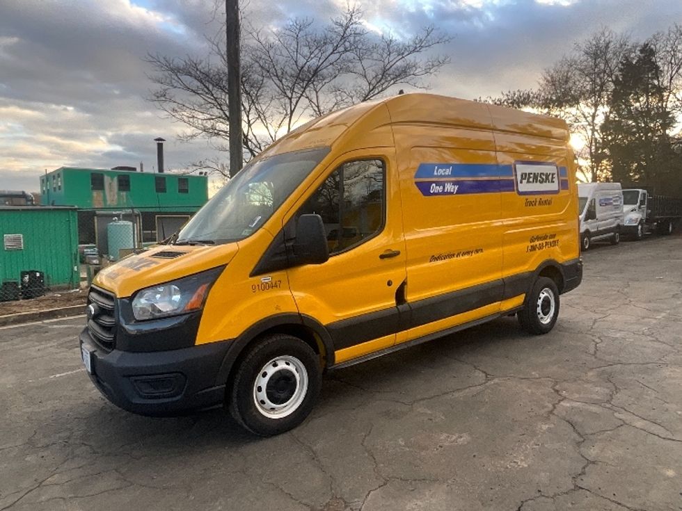 Cargo Van (Panel Van)-Light and Medium Duty Trucks-Ford-2020-Transit 250-Alexandria-VA-95,448\n\t\tmiles-$ 30,500 - Image 3