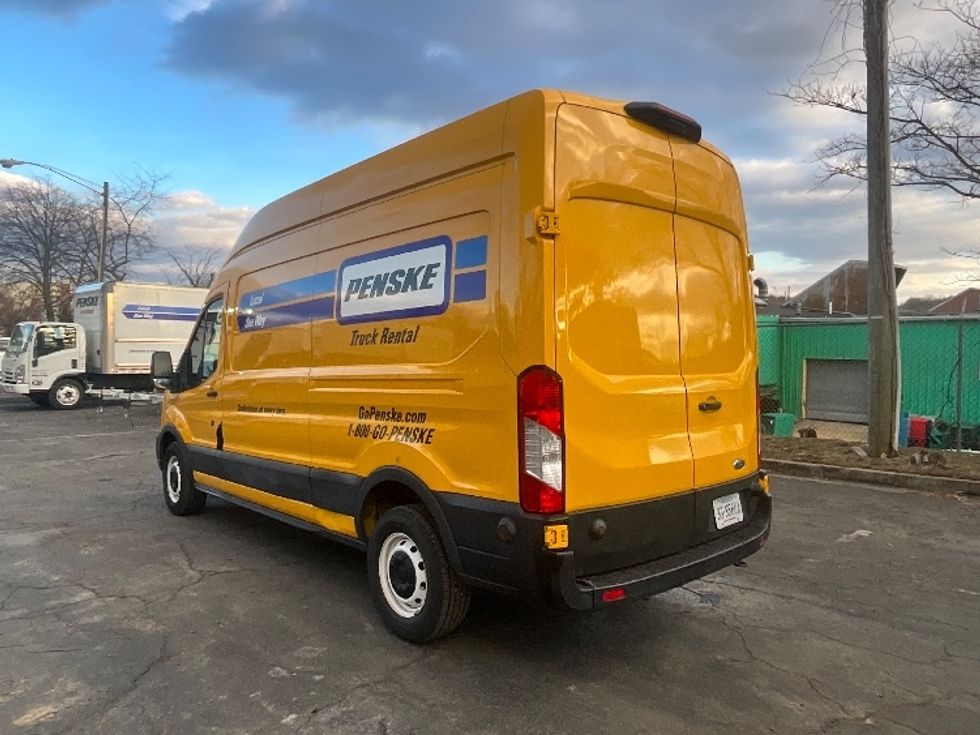 Cargo Van (Panel Van)-Light and Medium Duty Trucks-Ford-2020-Transit 250-Alexandria-VA-95,448\n\t\tmiles-$ 30,500 - Image 5