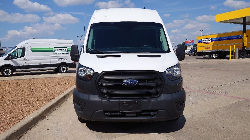 Cargo Van (Panel Van)-Light and Medium Duty Trucks-Ford-2020-Transit 250-Arlington-TX-86,762\n\t\tmiles-$ 31,250 - Image 2