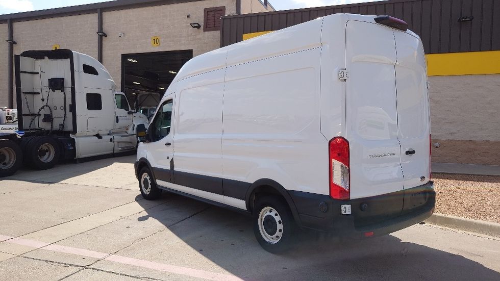 2020 Ford Transit photo 3
