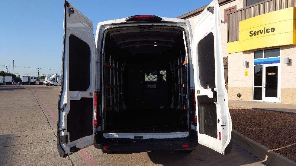 2020 Ford Transit photo 5