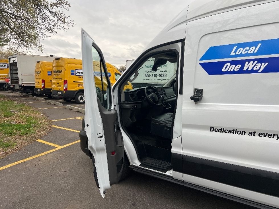 Cargo Van (Panel Van)-Light and Medium Duty Trucks-Ford-2020-Transit 250-Baltimore-MD-85,352\n\t\tmiles-$ 33,000 - Image 12
