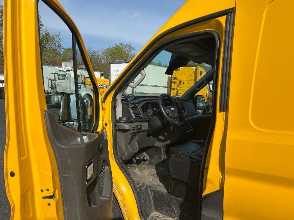 Cargo Van (Panel Van)-Light and Medium Duty Trucks-Ford-2020-Transit 250-Belcamp-MD-74,164\n\t\tmiles-$ 29,500 - Image 15