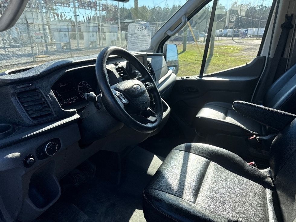 Cargo Van (Panel Van)-Light and Medium Duty Trucks-Ford-2020-Transit 250-Birmingham-AL-113,062\n\t\tmiles-$ 30,250 - Image 17