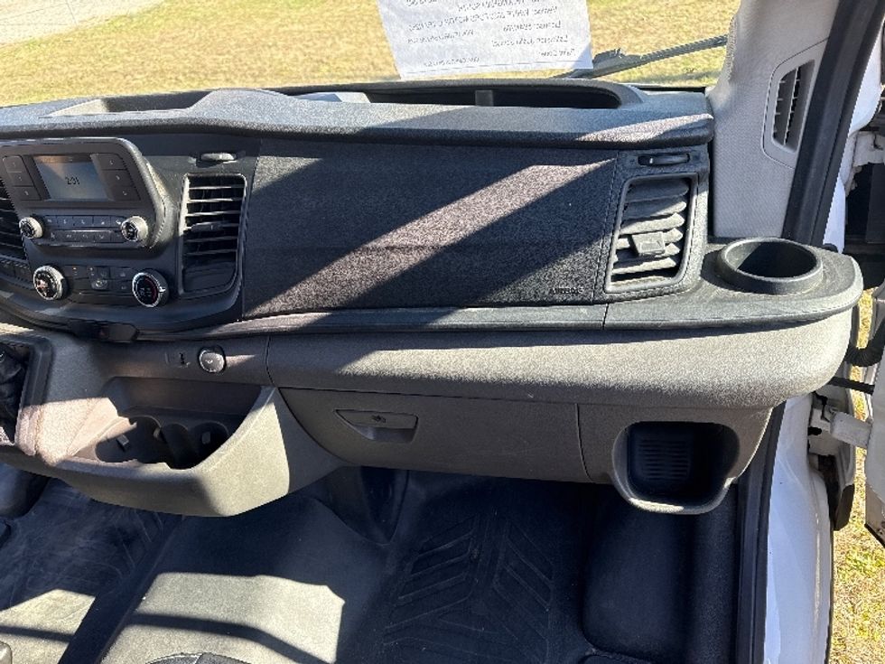 Cargo Van (Panel Van)-Light and Medium Duty Trucks-Ford-2020-Transit 250-Birmingham-AL-113,062\n\t\tmiles-$ 30,250 - Image 21