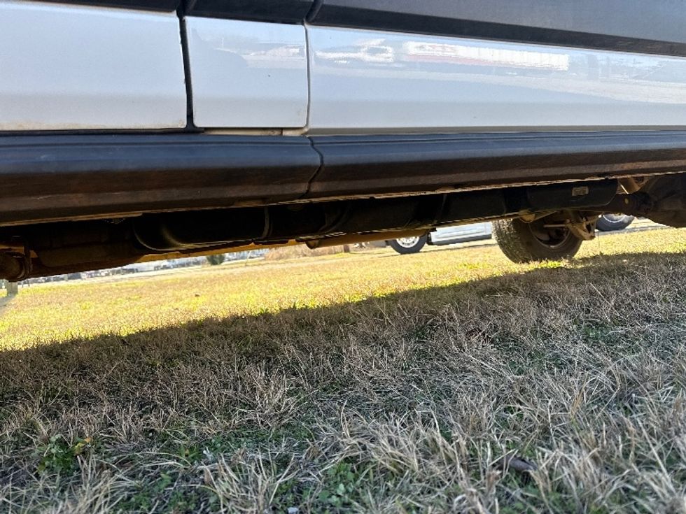 Cargo Van (Panel Van)-Light and Medium Duty Trucks-Ford-2020-Transit 250-Birmingham-AL-113,062\n\t\tmiles-$ 30,250 - Image 5