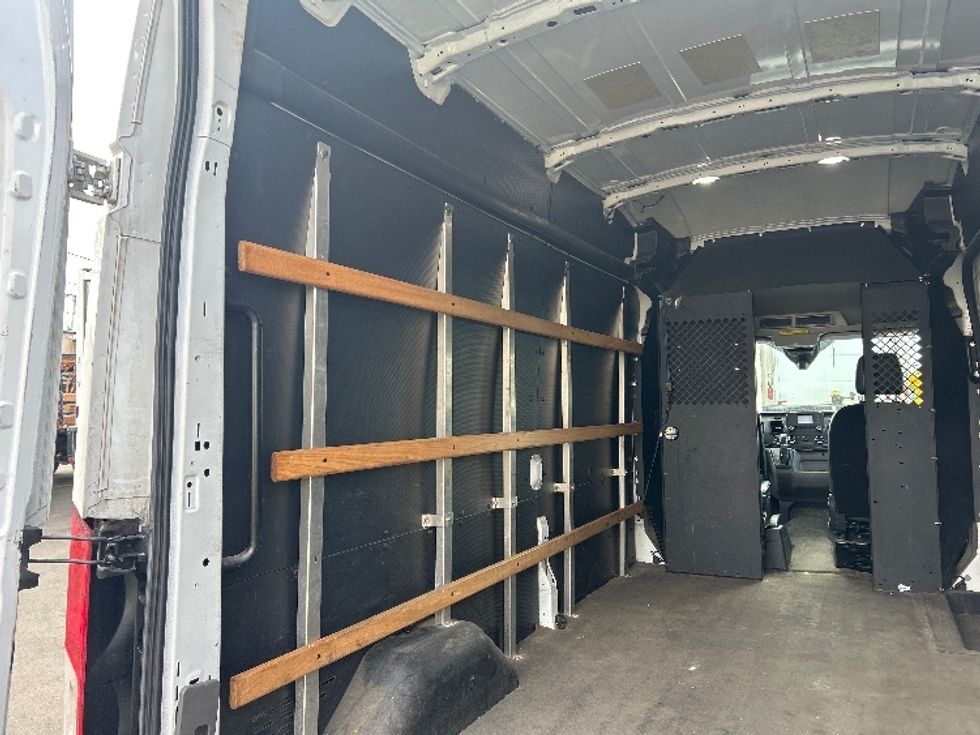 Cargo Van (Panel Van)-Light and Medium Duty Trucks-Ford-2020-Transit 250-Braintree-MA-90,219\n\t\tmiles-$ 31,250 - Image 11