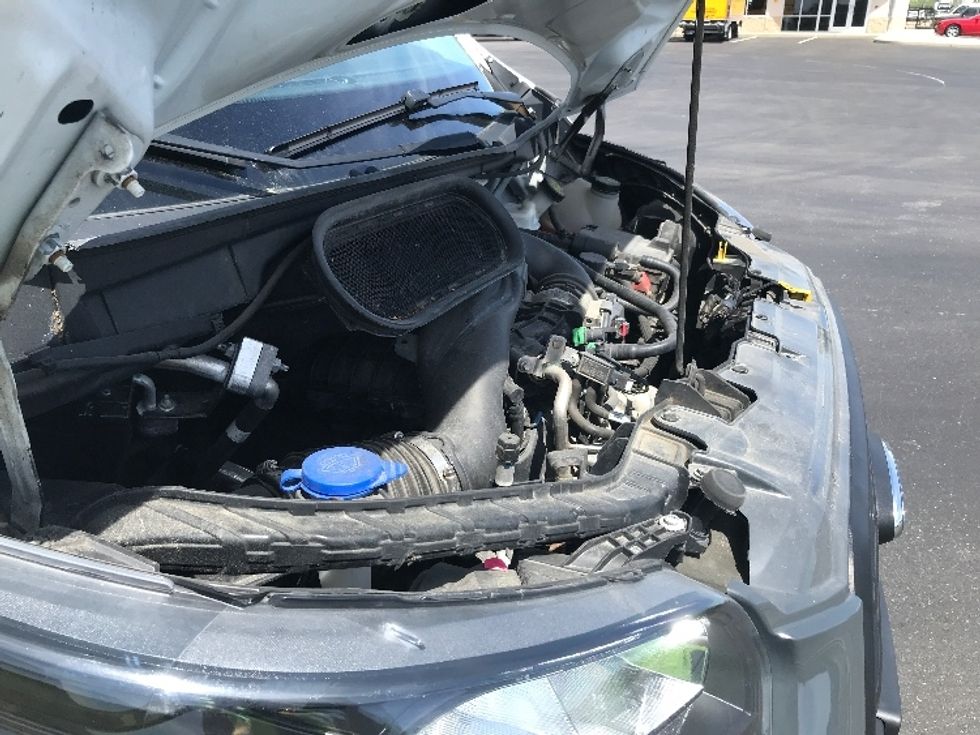 Cargo Van (Panel Van)-Light and Medium Duty Trucks-Ford-2020-Transit 250-Brooklyn Park-MN-95,991\n\t\tmiles-$ 32,250 - Image 19