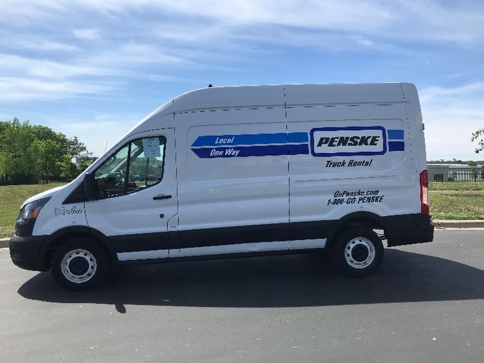 Cargo Van (Panel Van)-Light and Medium Duty Trucks-Ford-2020-Transit 250-Brooklyn Park-MN-95,991\n\t\tmiles-$ 32,250 - Image 4