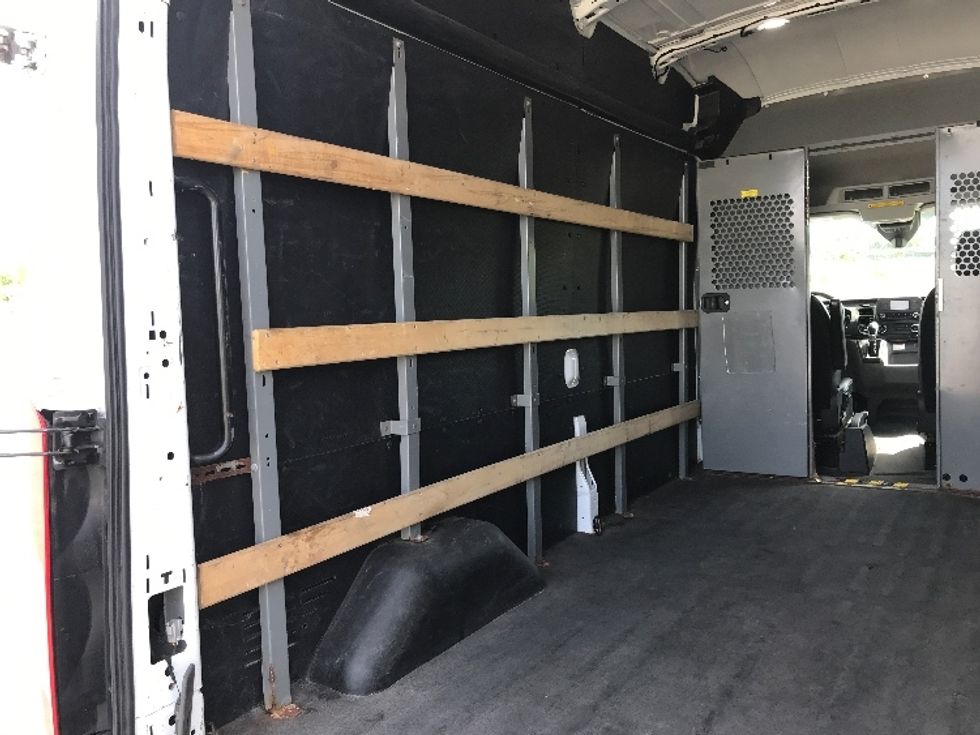 Cargo Van (Panel Van)-Light and Medium Duty Trucks-Ford-2020-Transit 250-Brooklyn Park-MN-95,991\n\t\tmiles-$ 32,250 - Image 8