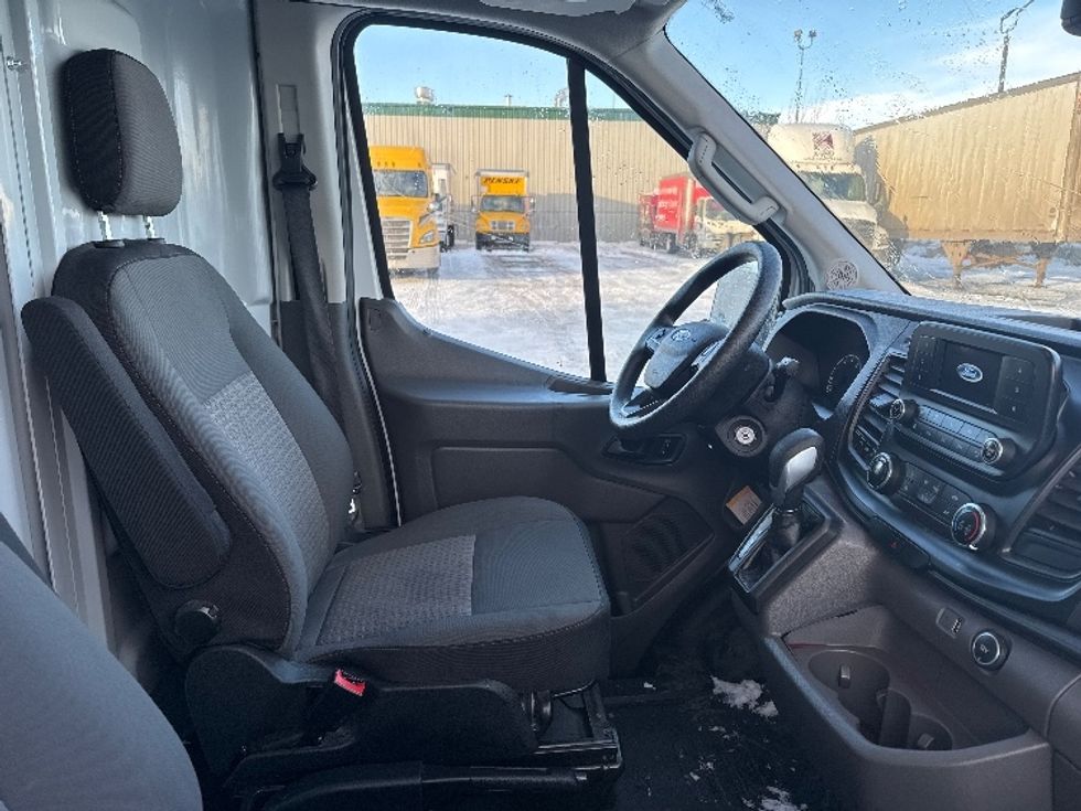 Cargo Van (Panel Van)-Light and Medium Duty Trucks-Ford-2020-Transit 250-Calgary-AB-49,110\n\t\tkm-$ 45,500 - Image 19